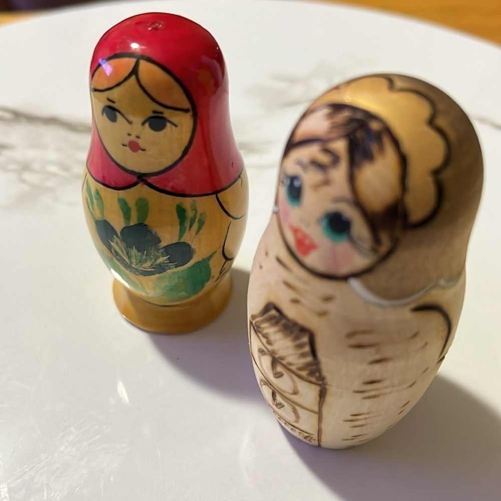 Vintage Handpainted Russian Miniature Wood Dolls - Picture 2 of 6